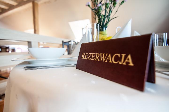Pod Wierzba Hotel Uniejow Esterno foto